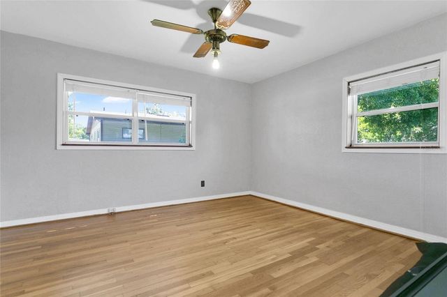 2418 E JERSEY AVENUE, Orlando, FL 32806