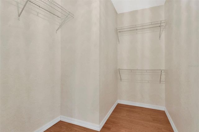 2418 E JERSEY AVENUE, Orlando, FL 32806