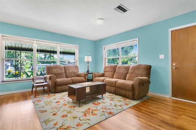 2418 E JERSEY AVENUE, Orlando, FL 32806