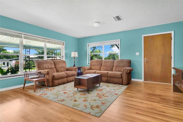 2418 E JERSEY AVENUE, Orlando, FL 32806