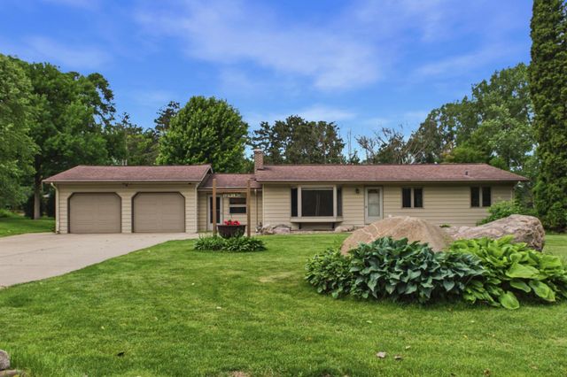 2918 Oakland Road, Hopkins, MN 55305