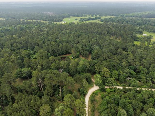 6071 County Road 448, Navasota, TX 77868