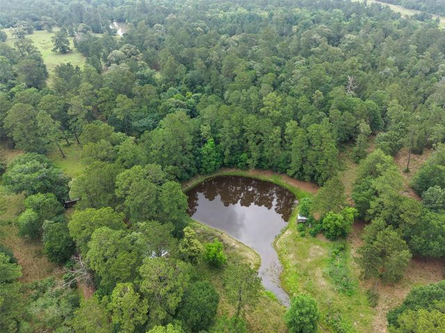 6071 County Road 448, Navasota, TX 77868
