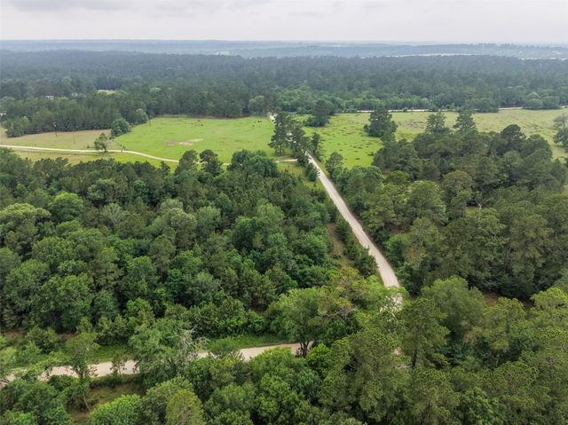 6071 County Road 448, Navasota, TX 77868