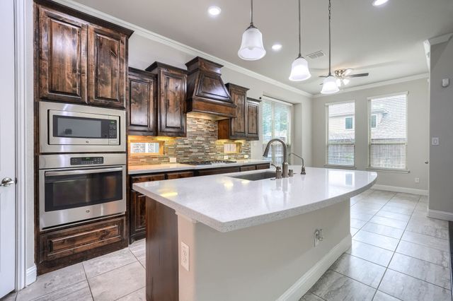 3840 ROOSEVELT Drive, Irving, TX 75063