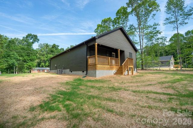 2424 Puetts Chapel Road, Bessemer City, NC 28016