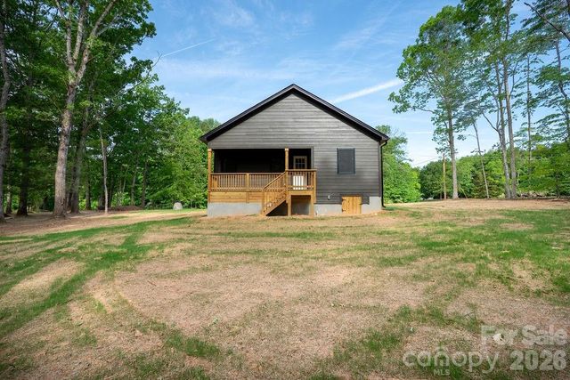 2424 Puetts Chapel Road, Bessemer City, NC 28016