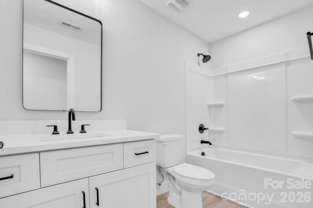 2424 Puetts Chapel Road, Bessemer City, NC 28016