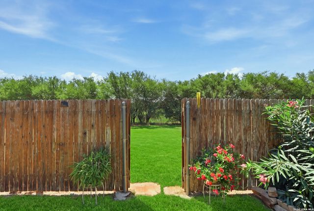2867 Vista Pkwy, New Braunfels, TX 78130