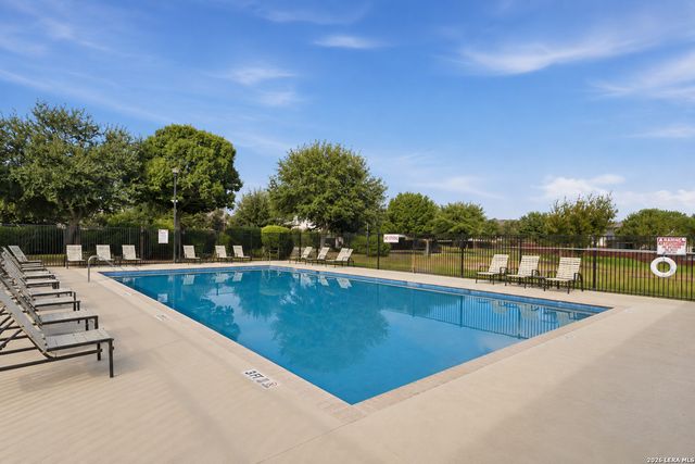 2867 Vista Pkwy, New Braunfels, TX 78130