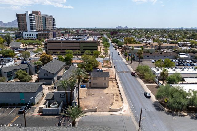 1702 E Cambridge Avenue, Phoenix, AZ 85006