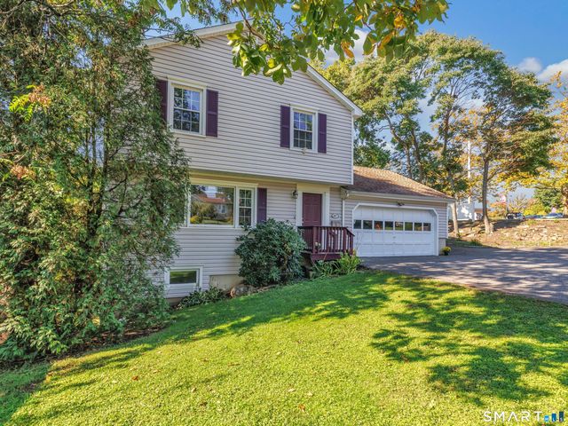 667 Melville Avenue, Fairfield, CT 06825