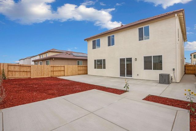 1863 Lateral Ave, Manteca, CA 95337