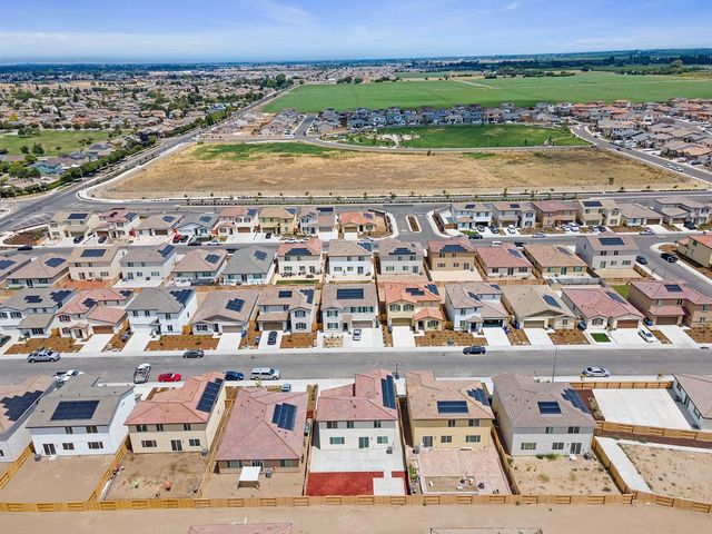 1863 Lateral Ave, Manteca, CA 95337