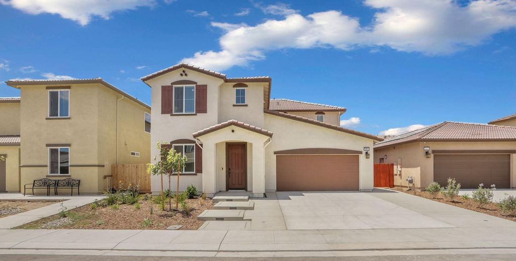 1863 Lateral Ave, Manteca, CA 95337