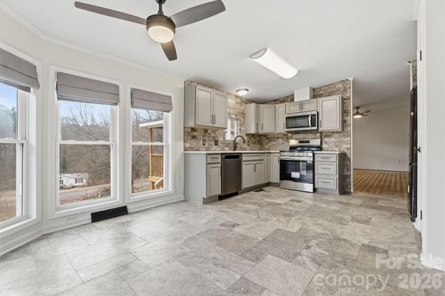 816 Joseph Antoon Circle, Stanley, NC 28164