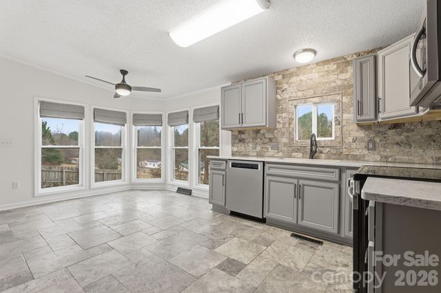 816 Joseph Antoon Circle, Stanley, NC 28164