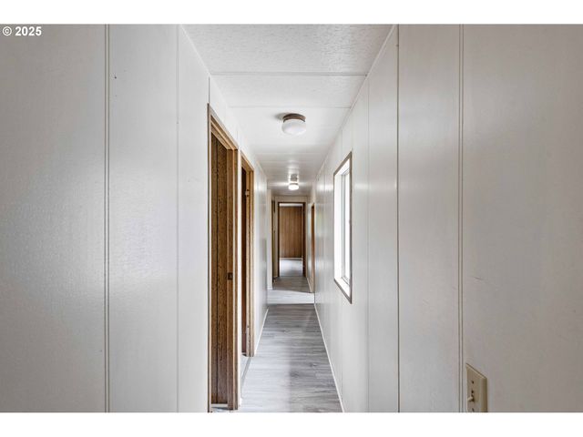 63541 Flower Rd, Coos Bay, OR 97420