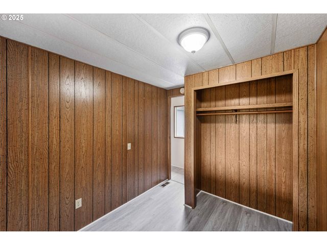 63541 Flower Rd, Coos Bay, OR 97420