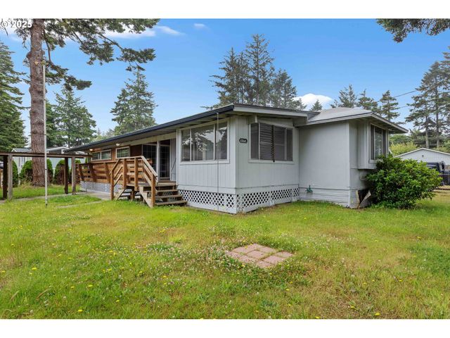 63541 Flower Rd, Coos Bay, OR 97420