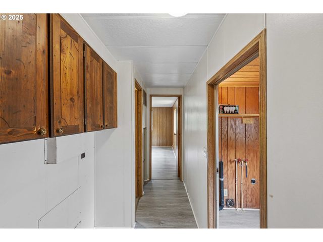 63541 Flower Rd, Coos Bay, OR 97420