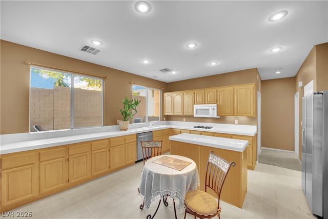 212 Belle Isle Court, Henderson, NV 89012