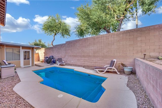 212 Belle Isle Court, Henderson, NV 89012