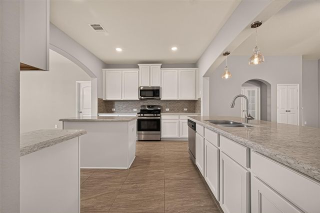 18590 Legend Oaks Drive, Magnolia, TX 77355