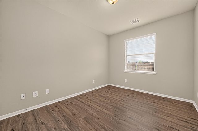 18590 Legend Oaks Drive, Magnolia, TX 77355