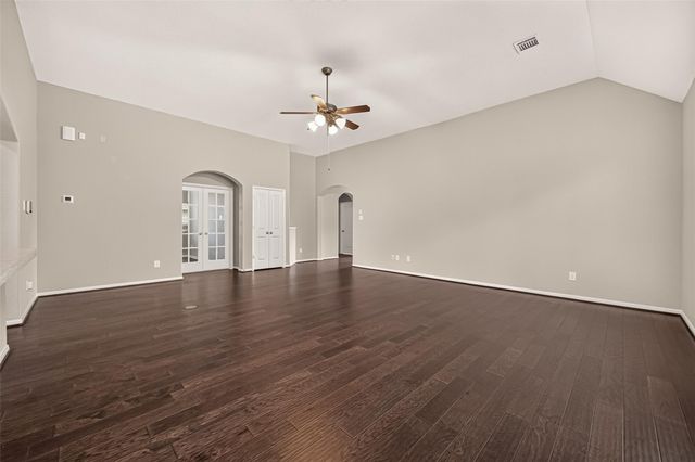 18590 Legend Oaks Drive, Magnolia, TX 77355