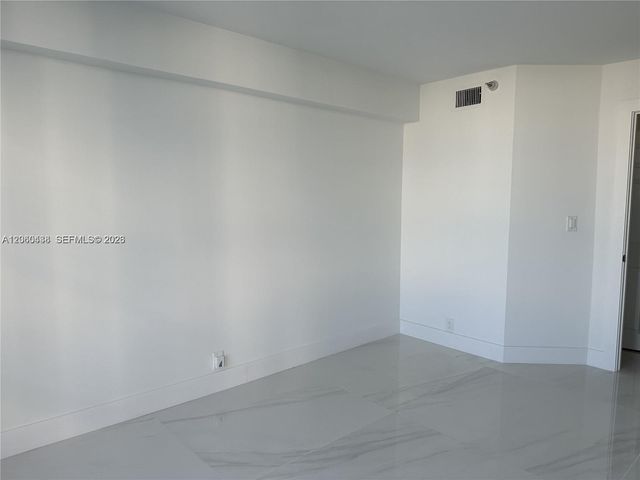 19101 NE 36th Court 1811, Aventura, FL 33180
