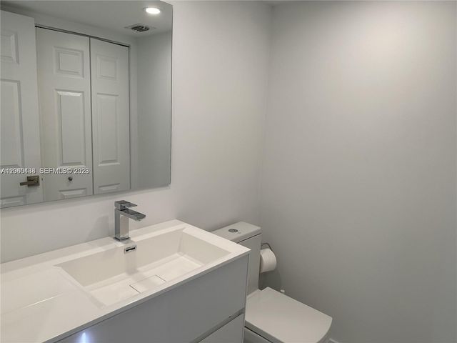 19101 NE 36th Court 1811, Aventura, FL 33180