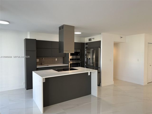19101 NE 36th Court 1811, Aventura, FL 33180
