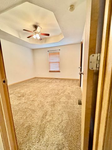 1117 N Andre Avenue, Republic, MO 65738