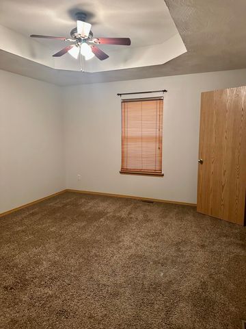 1117 N Andre Avenue, Republic, MO 65738