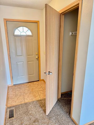 1117 N Andre Avenue, Republic, MO 65738