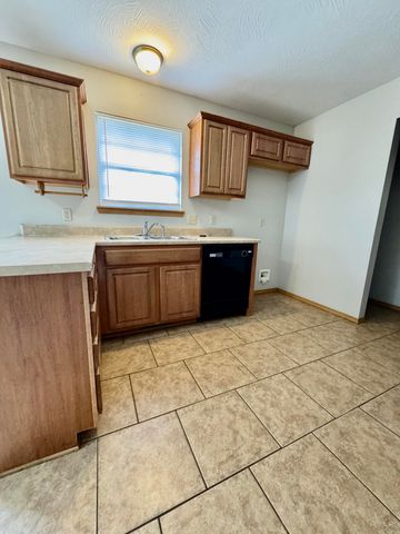 1117 N Andre Avenue, Republic, MO 65738