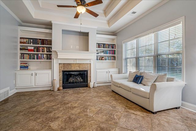 75 BRIARFIELD CV, Oakland, TN 38060