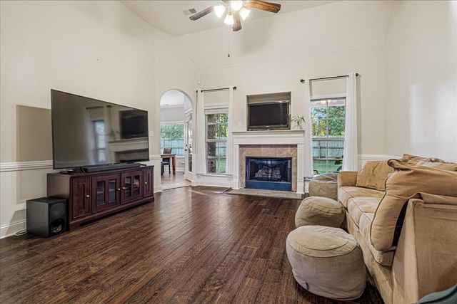 75 BRIARFIELD CV, Oakland, TN 38060