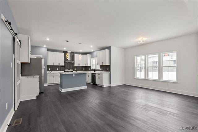 103 S Dunlop St, Petersburg, VA 23803