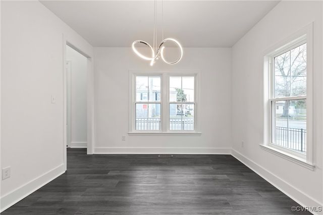 103 S Dunlop St, Petersburg, VA 23803