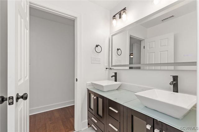 103 S Dunlop St, Petersburg, VA 23803
