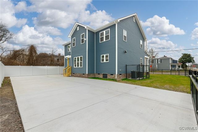 103 S Dunlop St, Petersburg, VA 23803