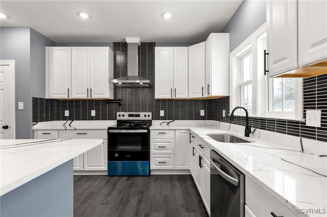 103 S Dunlop St, Petersburg, VA 23803