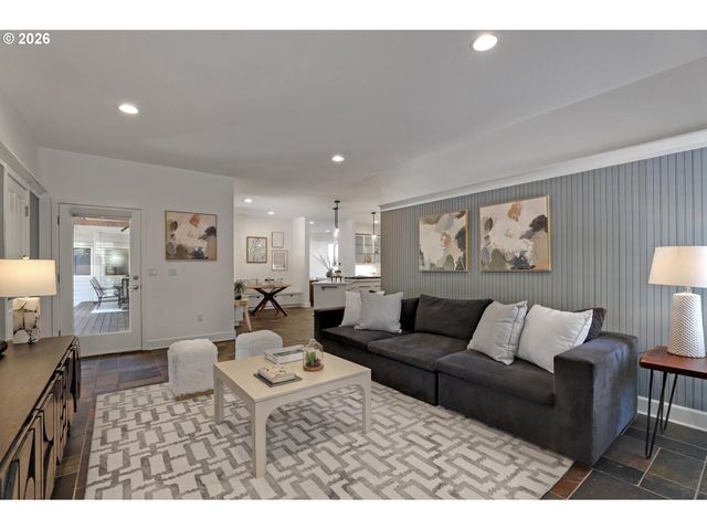 11535 Nw MCDANIEL Rd, Portland, OR 97229