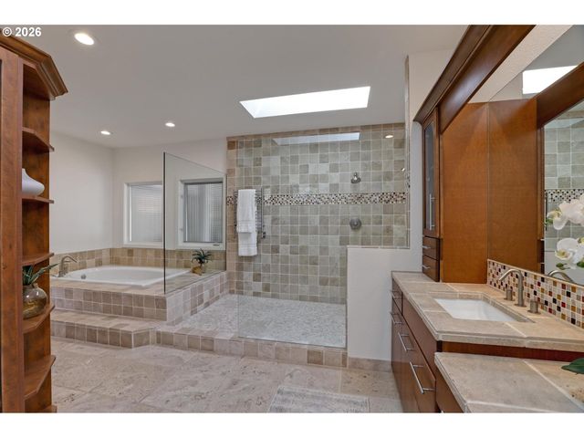 11535 Nw MCDANIEL Rd, Portland, OR 97229