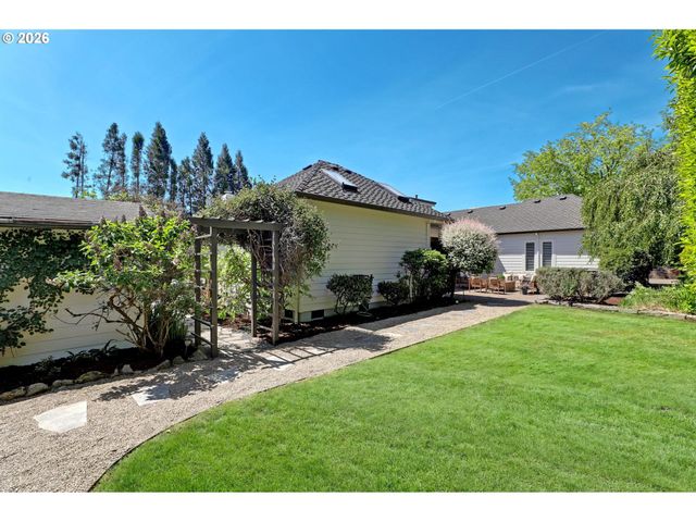 11535 Nw MCDANIEL Rd, Portland, OR 97229