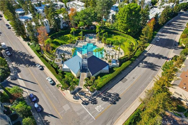 245 N Singingwood Street 11, Orange, CA 92869