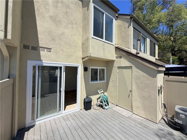 245 N Singingwood Street 11, Orange, CA 92869