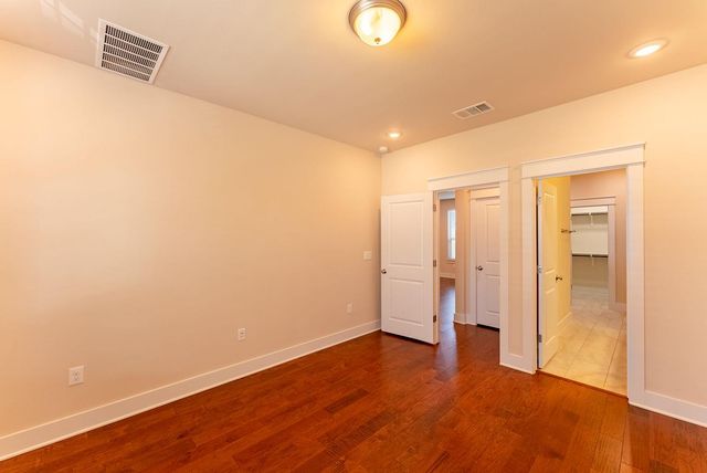 13501 Metric BLVD 46, Austin, TX 78727